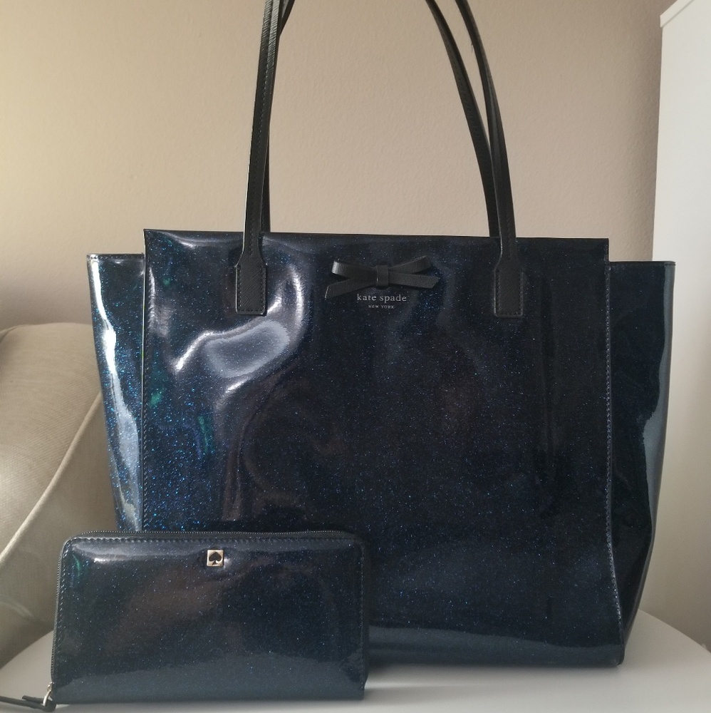 Kate Spade Tote and matching wallet